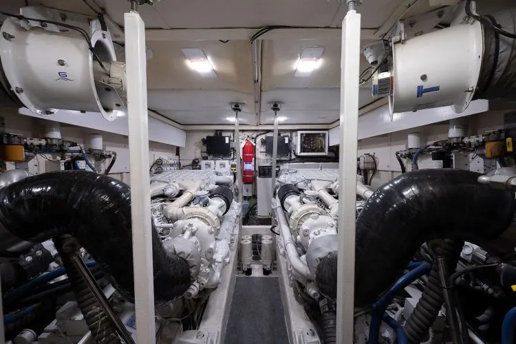 Slide: The Image of 2000 Viking Sport Cruisers - Image 91 - 91