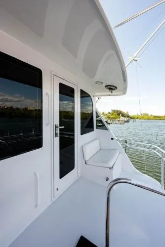 Slide: The Image of 2004 Hatteras Enclosed Bridge - Image 60 - 60