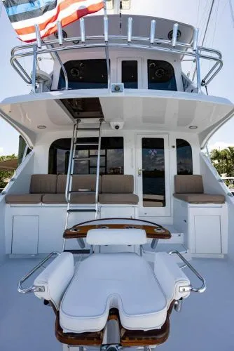 Slide: The Image of 2004 Hatteras Enclosed Bridge - Image 67 - 67