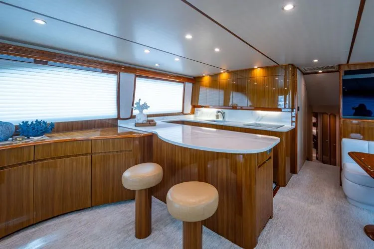 Slide: The Image of 2009 Viking 60 Convertible - Image 30 - 30