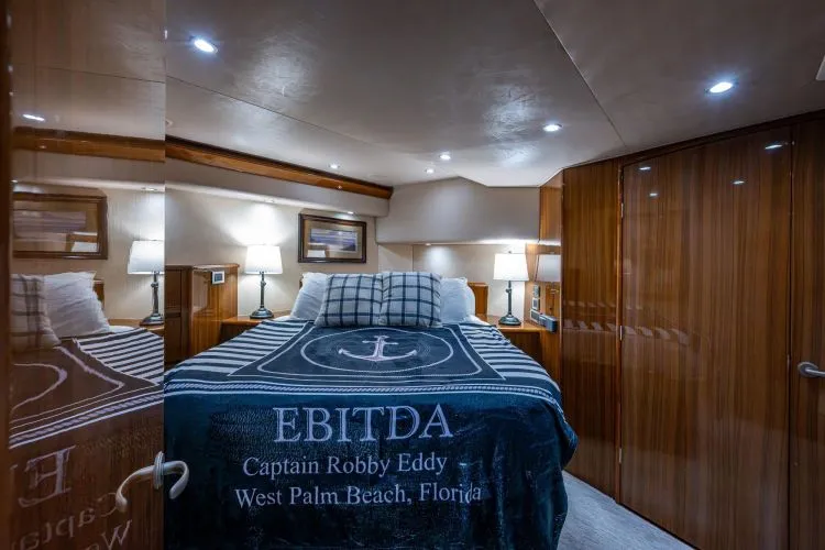 Slide: The Image of 2009 Viking 60 Convertible - Image 34 - 34