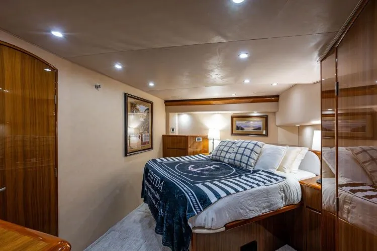 Slide: The Image of 2009 Viking 60 Convertible - Image 37 - 37