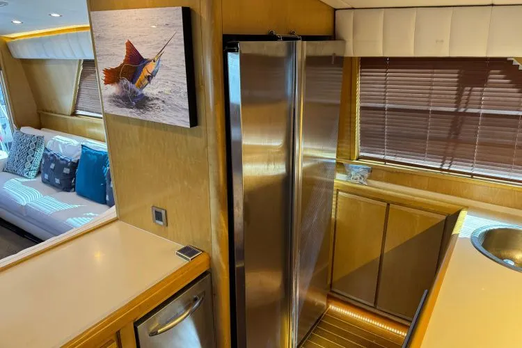 Slide: The Image of 1996 Bertram Convertible - Image 11 - 11