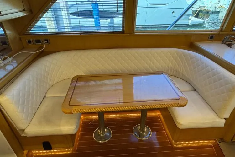 Slide: The Image of 1996 Bertram Convertible - Image 9 - 9