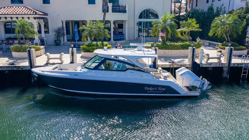 The Image of 2024 Tiara Yachts 34 Lx - Image 1 - 1