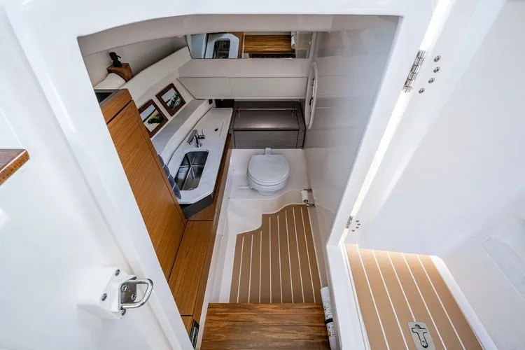 Slide: The Image of 2024 Tiara Yachts 34 Lx - Image 24 - 24