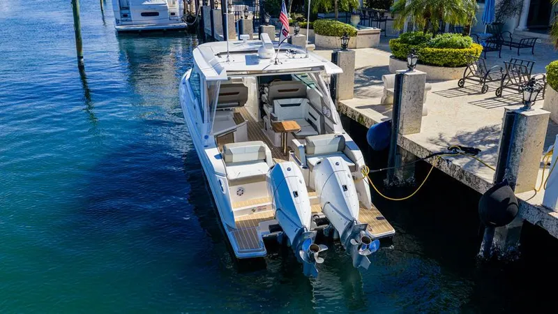 Slide: The Image of 2024 Tiara Yachts 34 Lx - Image 5 - 5