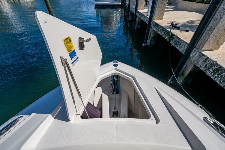 Slide: The Image of 2024 Tiara Yachts 34 Lx - Image 7 - 7