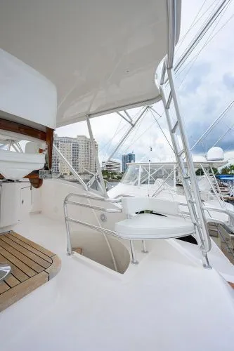 Slide: The Image of 2014 Bertram 700 - Image 15 - 15