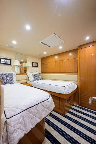 Slide: The Image of 2014 Bertram 700 - Image 50 - 50