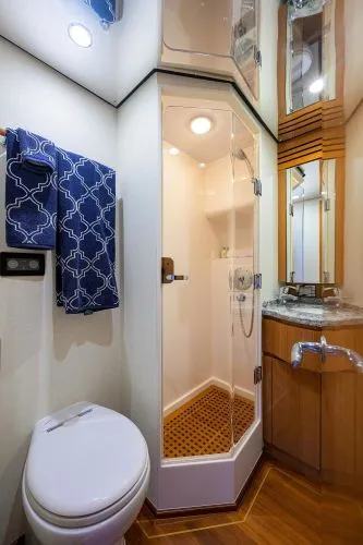 Slide: The Image of 2014 Bertram 700 - Image 58 - 58