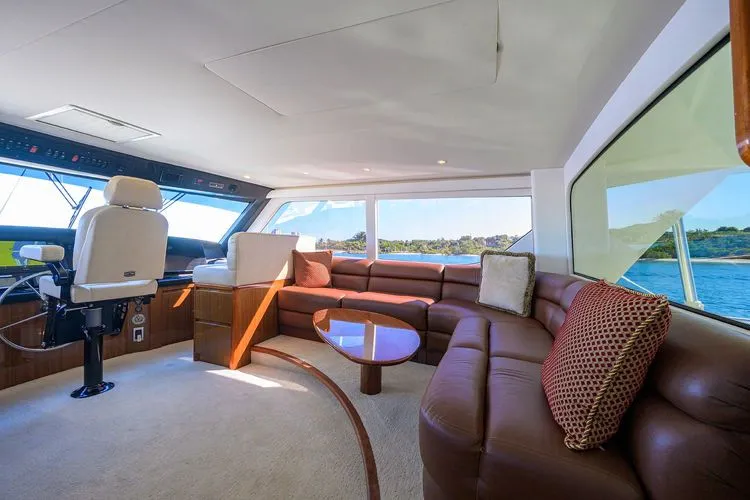 Slide: The Image of 2009 Viking 74 Enclosed Bridge - Image 10 - 10