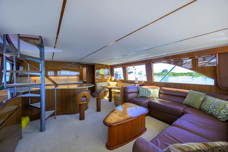 Slide: The Image of 2009 Viking 74 Enclosed Bridge - Image 26 - 26