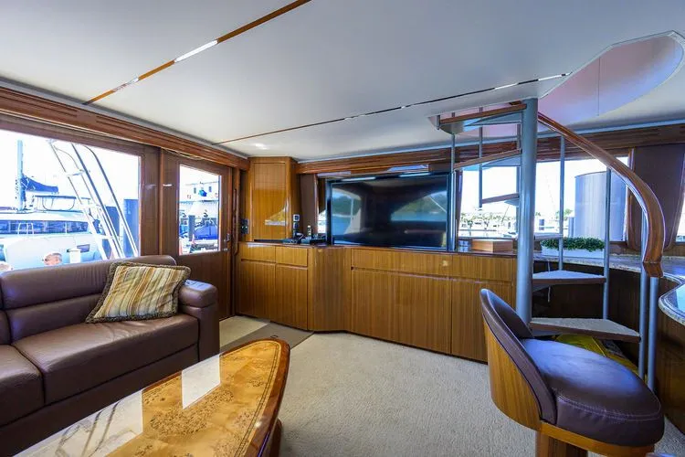 Slide: The Image of 2009 Viking 74 Enclosed Bridge - Image 30 - 30