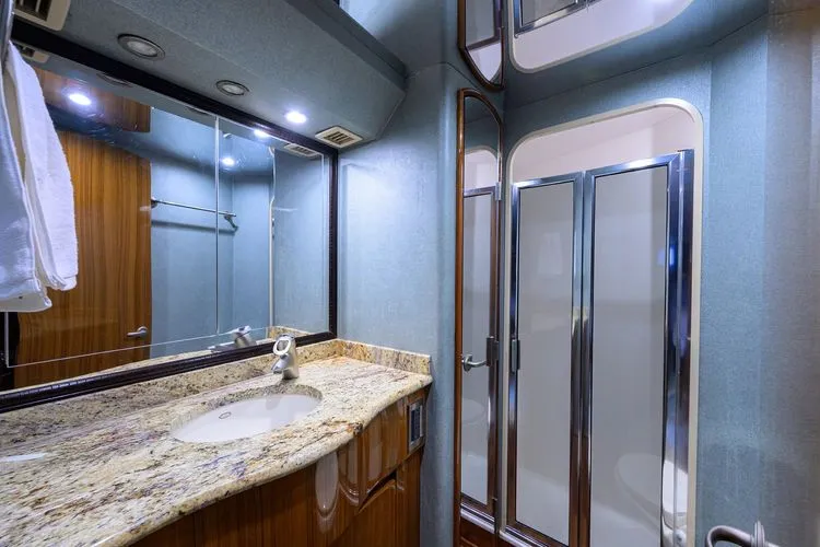 Slide: The Image of 2009 Viking 74 Enclosed Bridge - Image 46 - 46