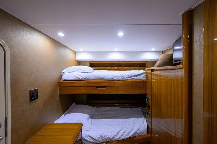 Slide: The Image of 2009 Viking 74 Enclosed Bridge - Image 52 - 52