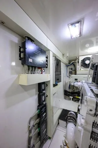 Slide: The Image of 2009 Viking 74 Enclosed Bridge - Image 60 - 60