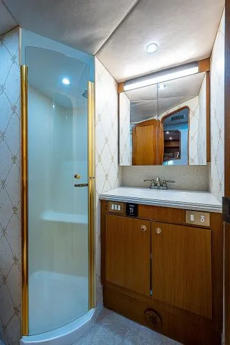 Slide: The Image of 2003 Ocean Yachts Odyssey - Image 39 - 39