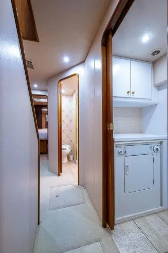 Slide: The Image of 2003 Ocean Yachts Odyssey - Image 40 - 40