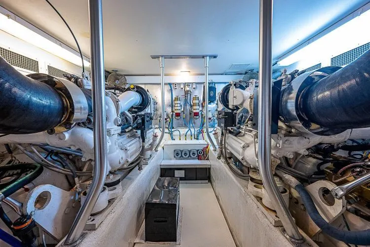 Slide: The Image of 2003 Ocean Yachts Odyssey - Image 59 - 59