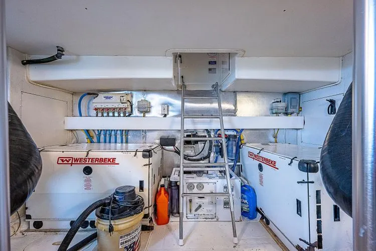 Slide: The Image of 2003 Ocean Yachts Odyssey - Image 66 - 66