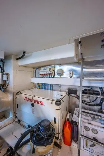 Slide: The Image of 2003 Ocean Yachts Odyssey - Image 81 - 81