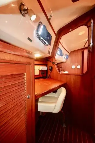 Slide: The Image of 2004 Island Packet 370 - Image 11 - 11