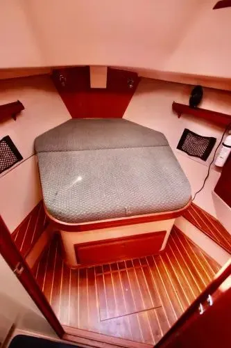 Slide: The Image of 2004 Island Packet 370 - Image 4 - 4