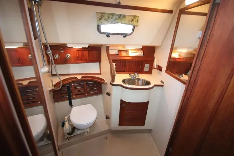 Slide: The Image of 2002 Island Packet 380 - Image 13 - 13