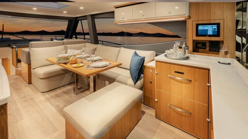 Slide: The Image of 2026 Riviera 585 Suv - Image 10 - 10