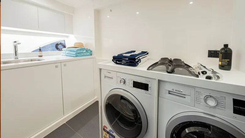 Slide: The Image of 2026 Riviera 585 Suv - Image 28 - 28