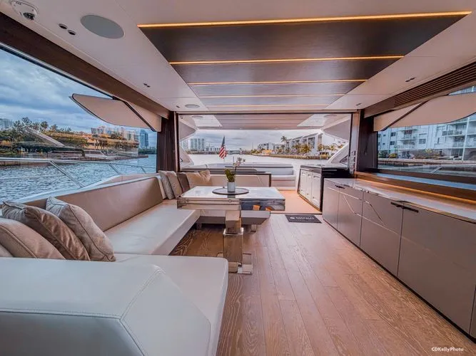 Slide: The Image of 2024 Sunseeker 75 Predator - Image 22 - 22