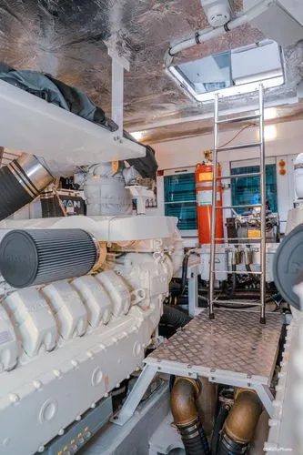 Slide: The Image of 2024 Sunseeker 75 Predator - Image 50 - 50