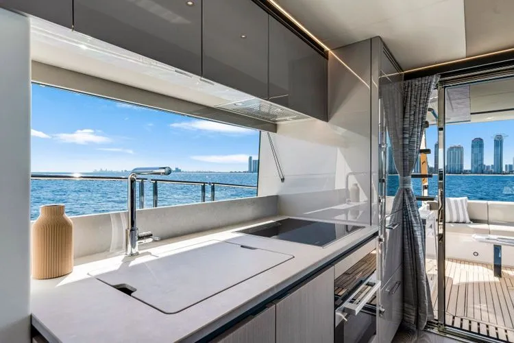 Slide: The Image of 2026 Sunseeker Manhattan 68 (2025) - Image 16 - 16