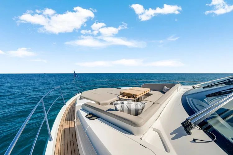 Slide: The Image of 2026 Sunseeker Manhattan 68 (2025) - Image 44 - 44