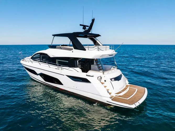 Slide: The Image of 2026 Sunseeker Manhattan 68 (2025) - Image 5 - 5