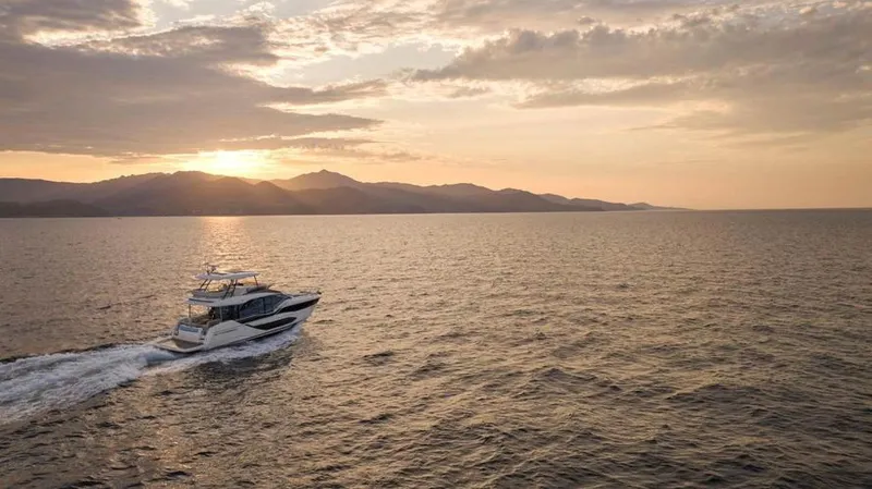 Slide: The Image of 2027 Prestige F5.7 - Image 8 - 8