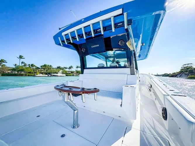 Slide: The Image of 2025 Hcb 48 Campeon - Image 14 - 14