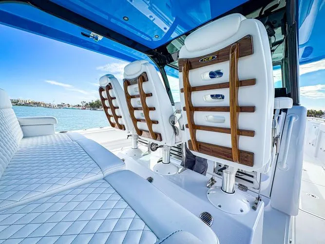 Slide: The Image of 2025 Hcb 48 Campeon - Image 20 - 20