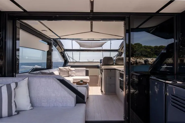 Slide: The Image of 2026 Sunseeker Predator 55 - Image 13 - 13