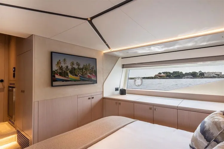 Slide: The Image of 2026 Sunseeker Predator 55 - Image 25 - 25