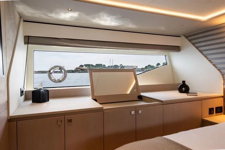 Slide: The Image of 2026 Sunseeker Predator 55 - Image 26 - 26