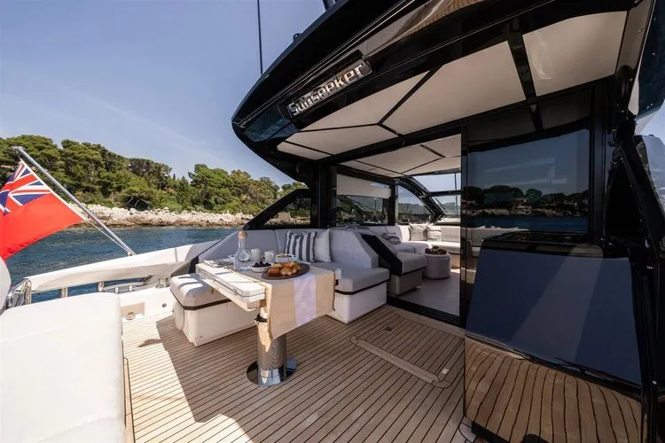 Slide: The Image of 2026 Sunseeker Predator 55 - Image 7 - 7