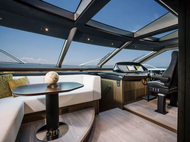 Slide: The Image of 2026 Sunseeker 90 Ocean - Image 7 - 7