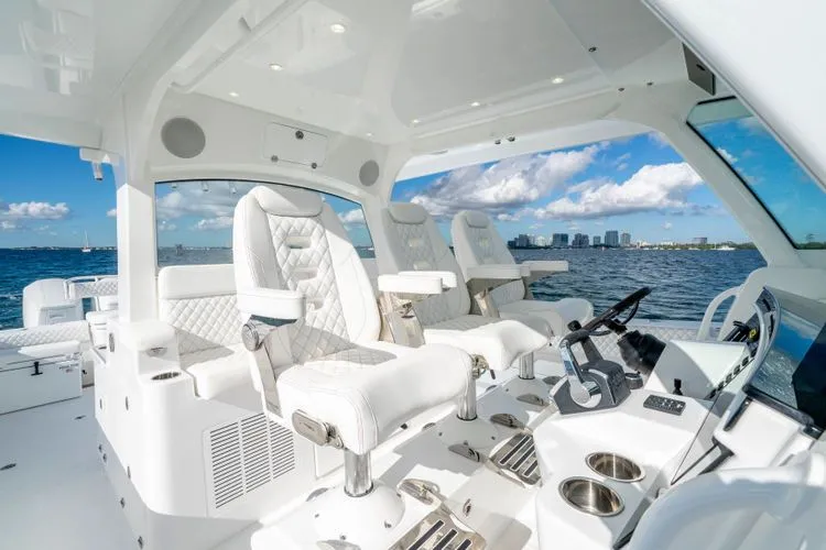 Slide: The Image of 2026 Hcb 48 Campeon - Image 18 - 18