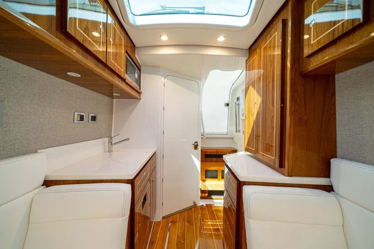 Slide: The Image of 2026 Hcb 48 Campeon - Image 33 - 33