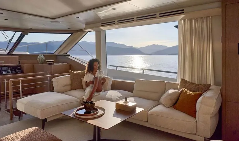 Slide: The Image of 2027 Prestige M7 - Image 8 - 8