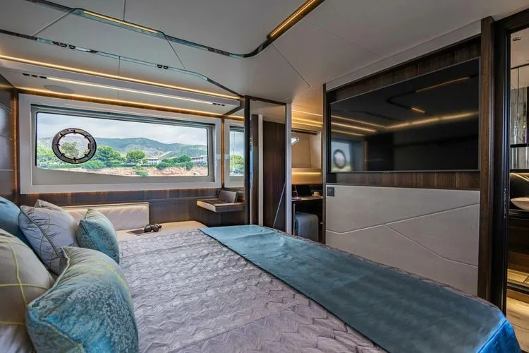 Slide: The Image of 2026 Sunseeker 65 Sport Yacht - Image 12 - 12