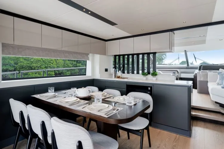 Slide: The Image of 2026 Sunseeker Manhattan 68 (2025) - Image 20 - 20