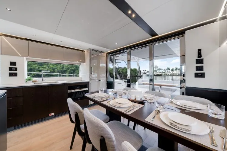 Slide: The Image of 2026 Sunseeker Manhattan 68 (2025) - Image 22 - 22